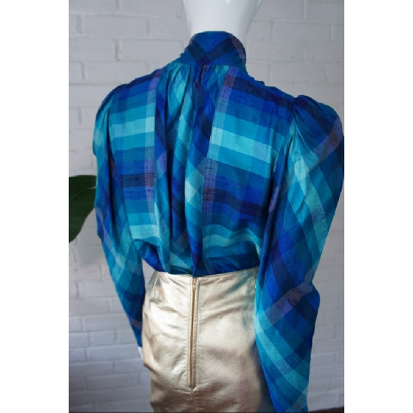 Vintage Plaid Silk Women's Top with Bow Detail - Picture 4 of 5